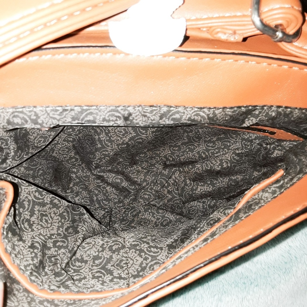 Soft Cognac Brown Tuck & Loop Crossbody Purse Bag - Picture 6 of 8